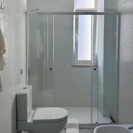 Comfy Near Metro & Airport ליסבון